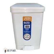 METASUL LIXEIRA PLAST 9L C/ PEDAL BRANCA